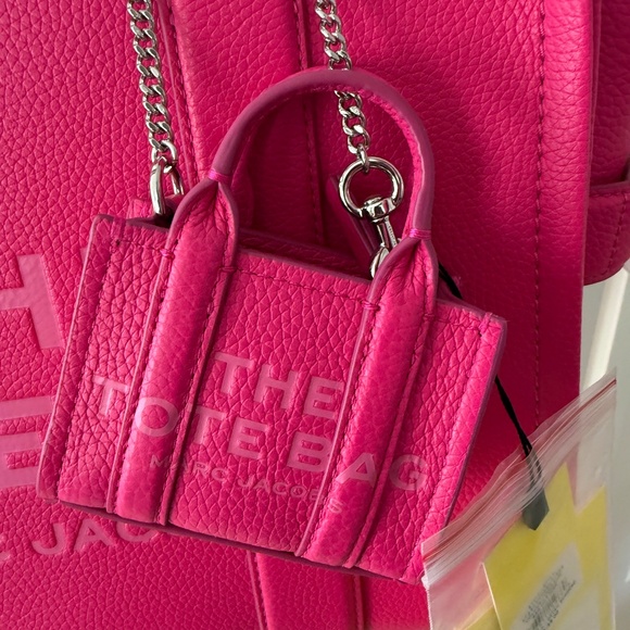 Marc Jacobs Large Leather Tote - Picture 1 of 7